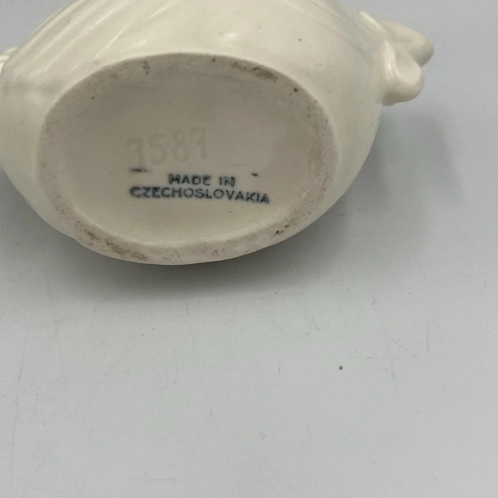 Vintage Czechoslovakia Ceramic Rooster Creamer Sugar Set Cottage Country Core